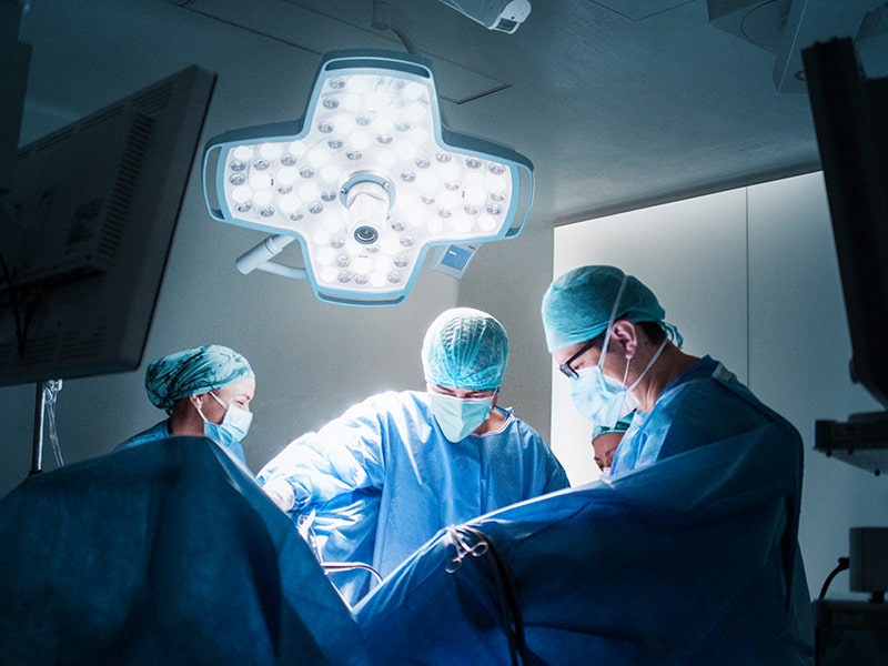 Dr Jason Zarate Medico Urologo Quito Tumbaco1-min